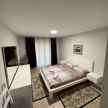 Apartment Supreme *